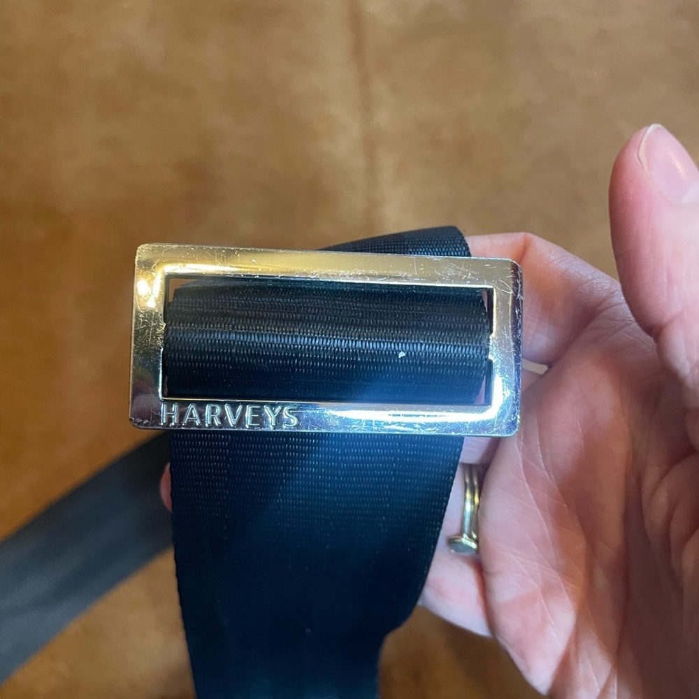 Harveys Original Seatbelt Bag Black woven crossbody bag with silver hardware - Picture 3 of 8